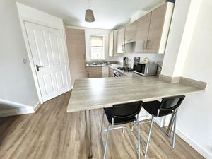 Photo 7- click for photo gallery